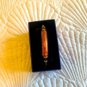 Bracelet Ladies Gorgeous Amber colored black leather